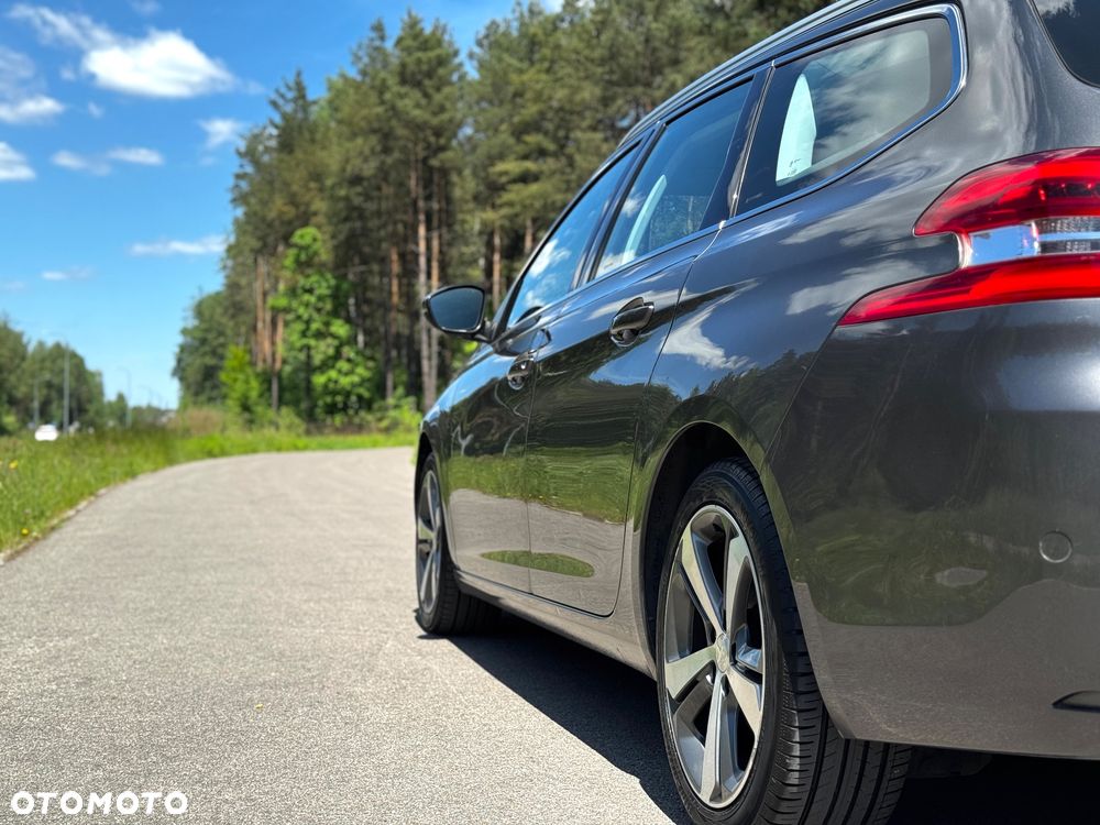Peugeot 308 1.6 BlueHDi Allure S&S - 39
