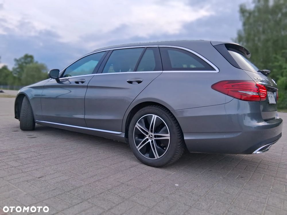 Mercedes-Benz Klasa C 200 d 9G-TRONIC Avantgarde - 11