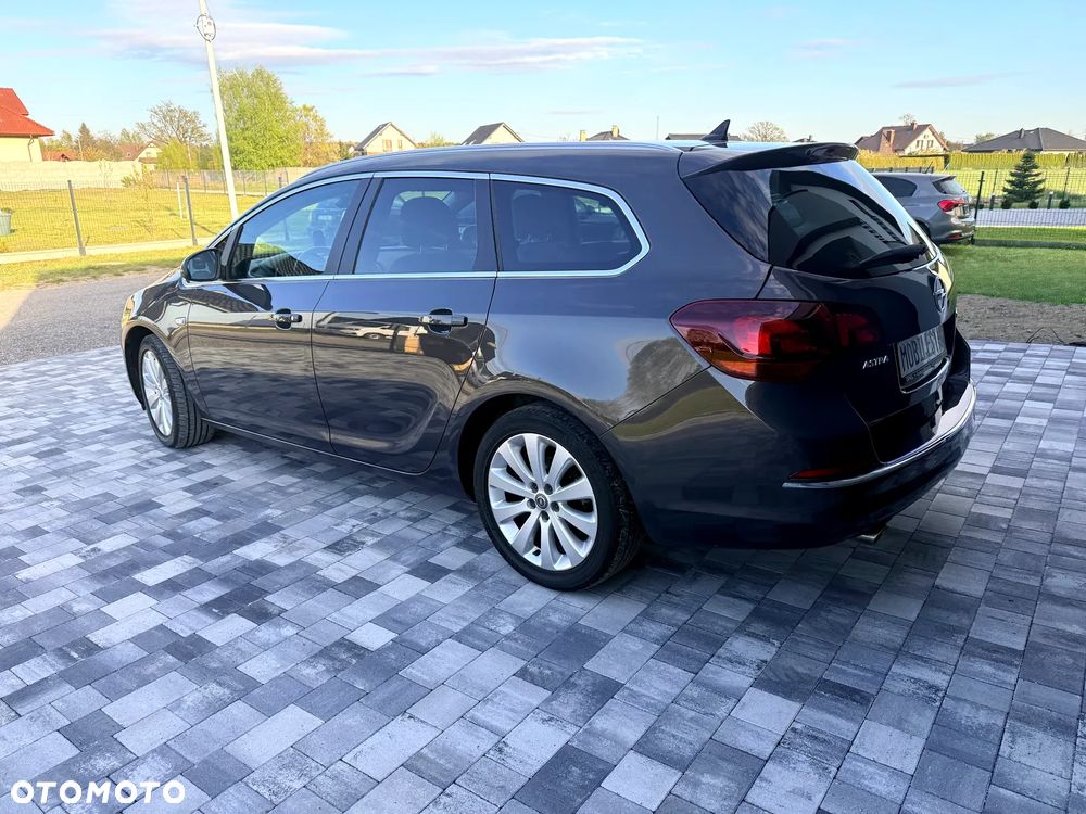 Opel Astra 1.4 Turbo Cosmo - 14