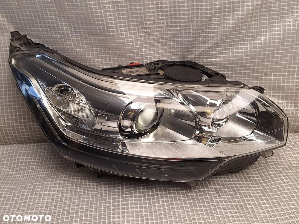 citroen c5 III x7 lift 2011-2017 lampa przod prawa xenon prawy led 9674869880 orginal demontaz europa - 2
