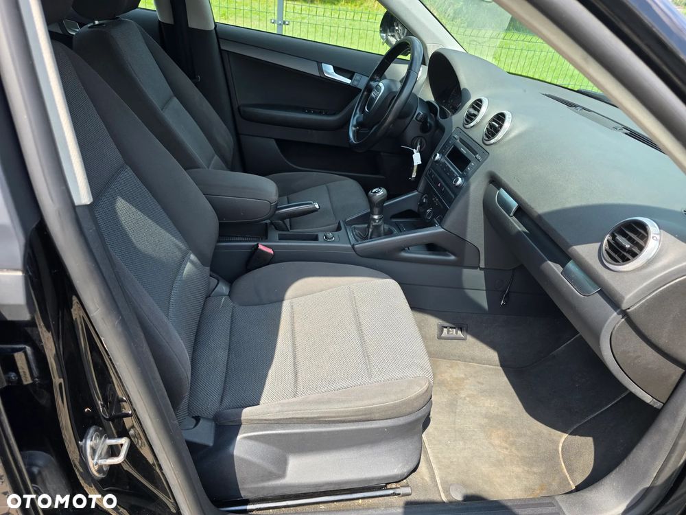 Audi A3 Sportback 1.6 TDI DPF Ambition - 21
