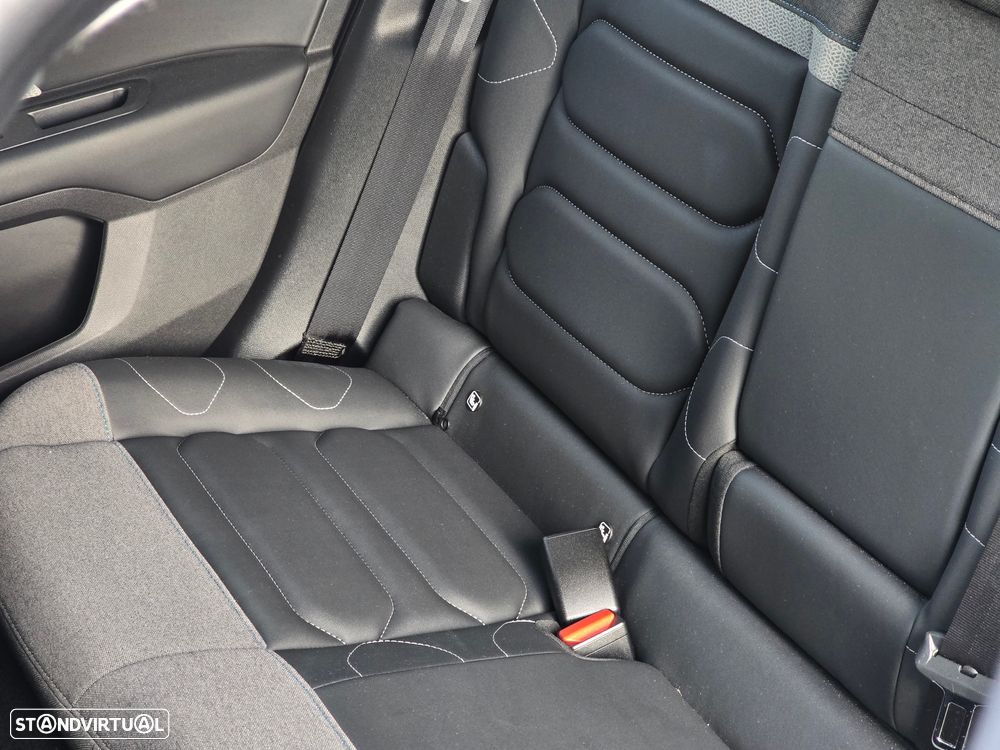 Citroën C4 PureTech 130 Stop&Start EAT8 MAX - 33