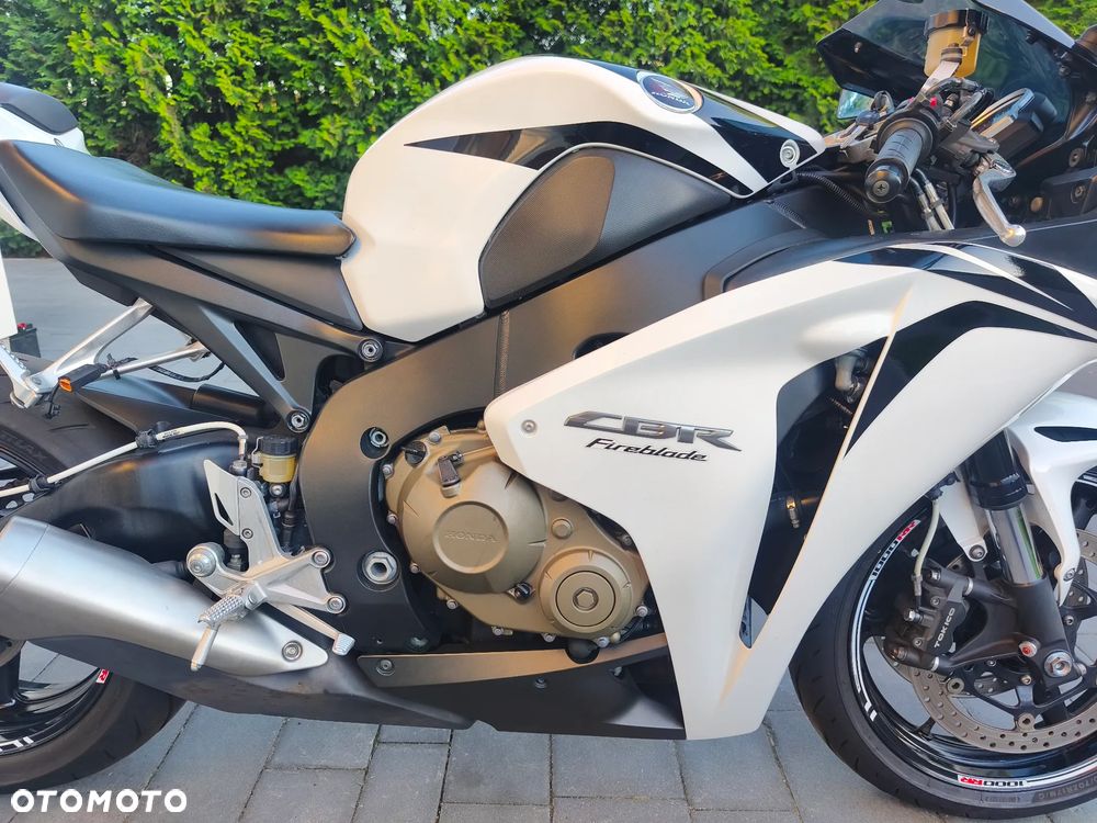 Honda CBR - 14