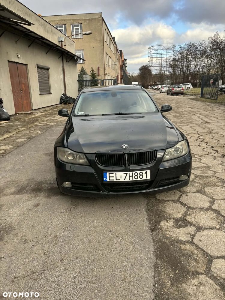BMW Seria 3 325i - 2