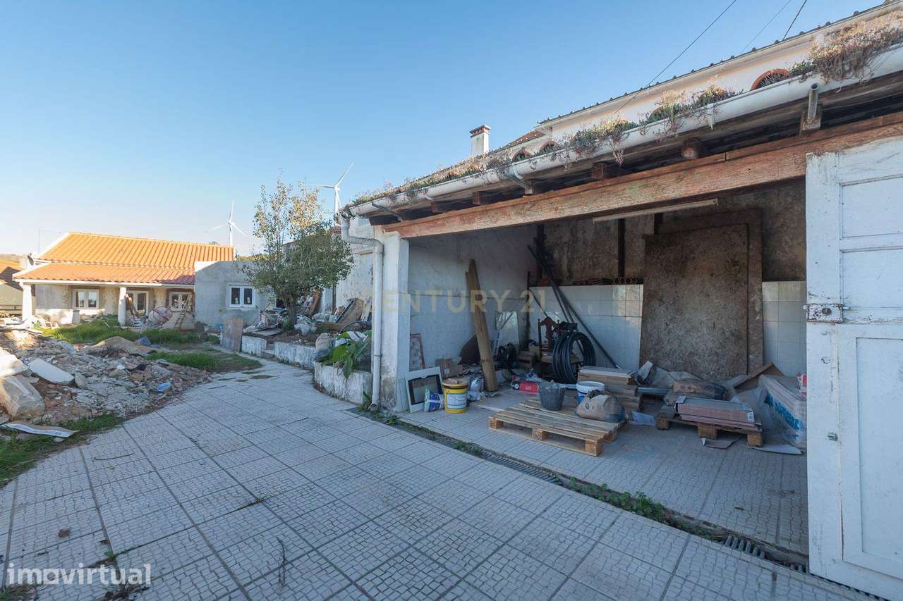 Moradia T3 com jardim, alpendre e garagem | Enxara do Bispo, Mafra - e - Grande imagem: 5/27