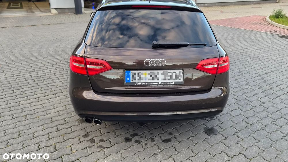 Audi A4 Avant 2.0 TDI DPF S line Sportpaket - 7