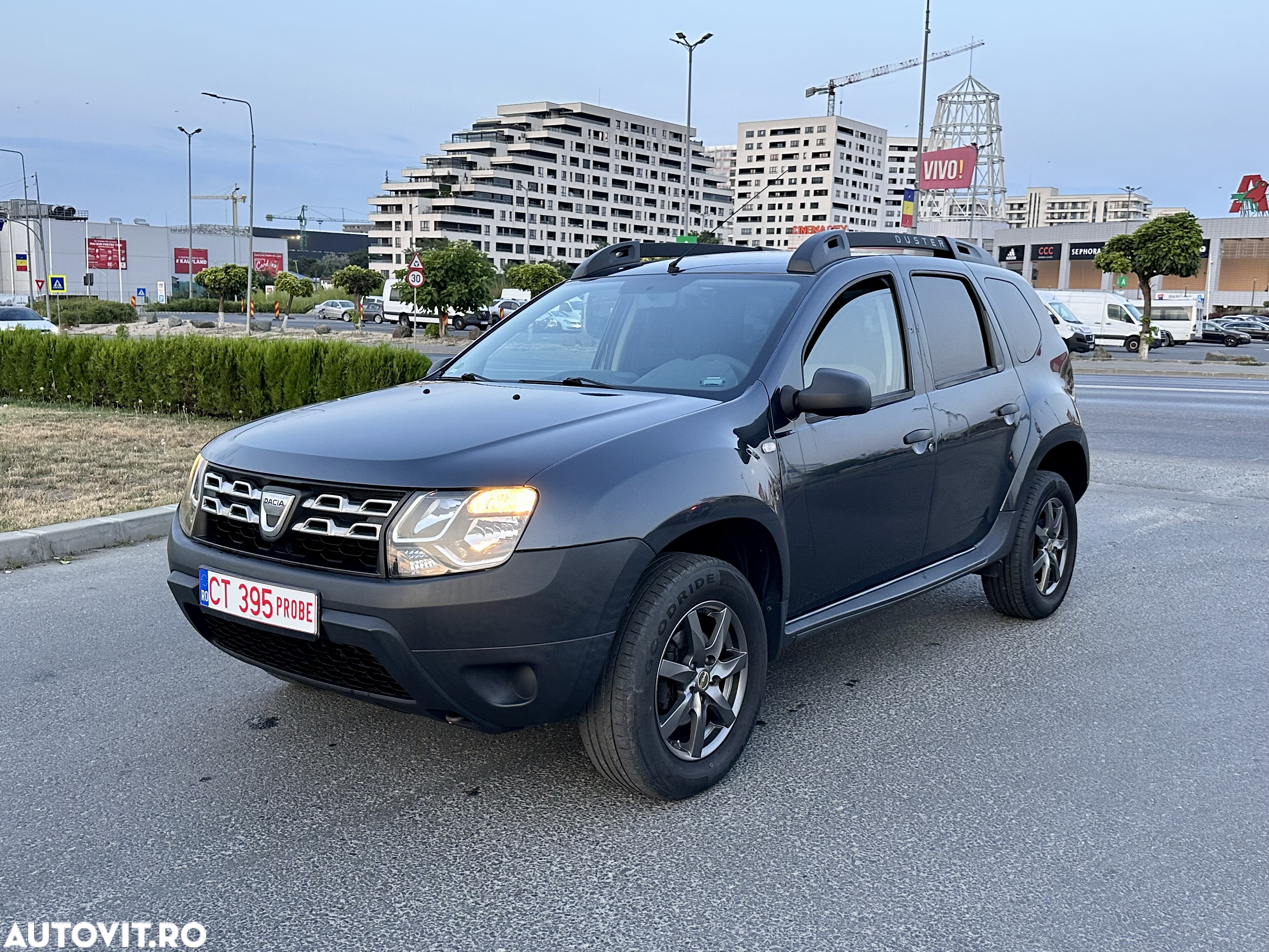 Dacia Duster 1.2 TCe Prestige jante 16" - 4