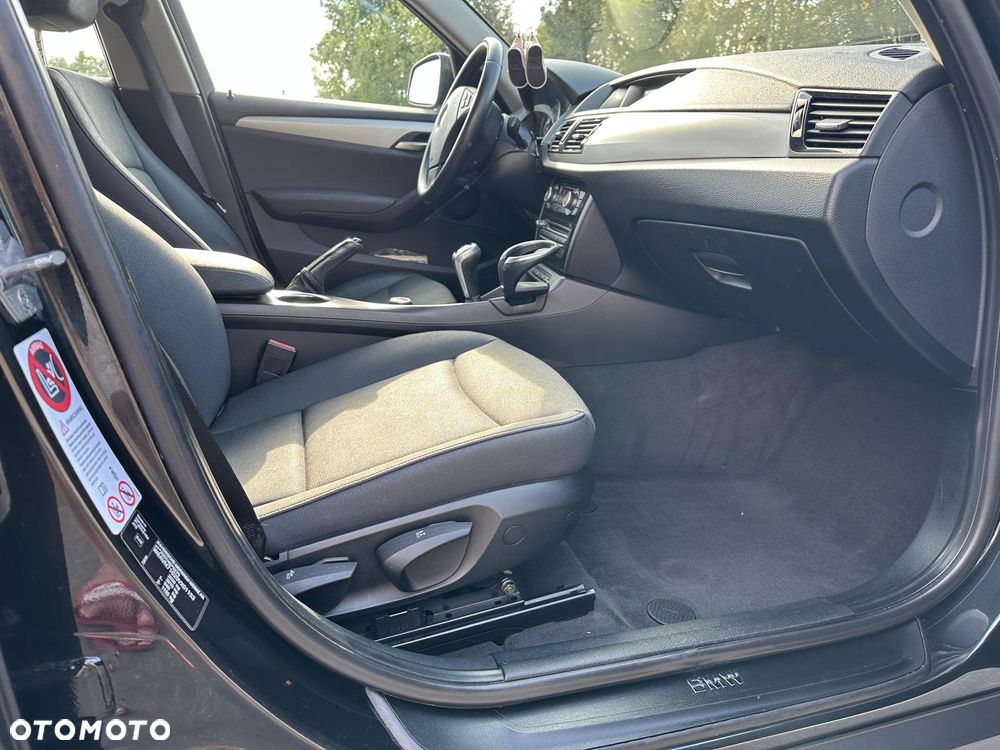 BMW X1 sDrive18d Sport Line - 18