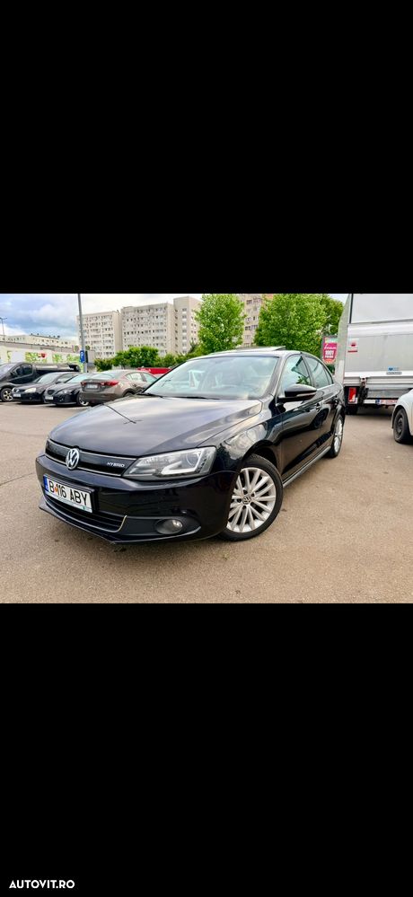 Volkswagen Jetta - 1