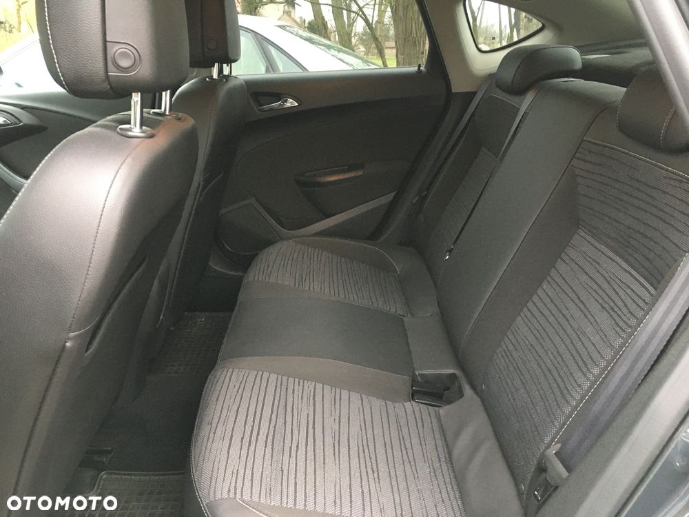 Opel Astra 1.4 T Active - 10