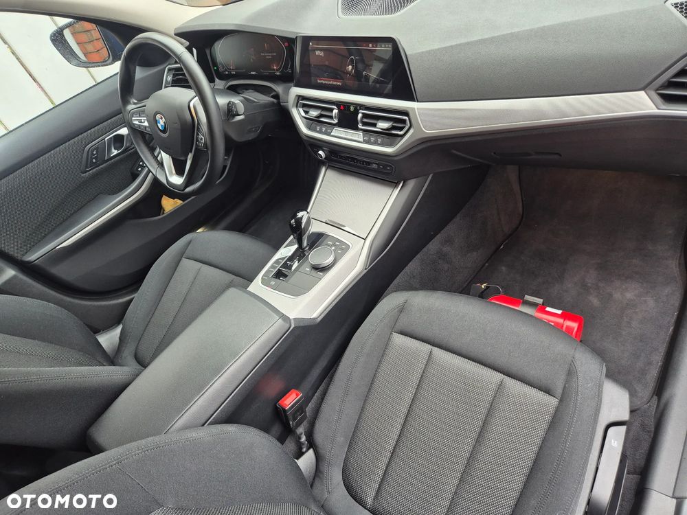 BMW Seria 3 320d MHEV Advantage - 15