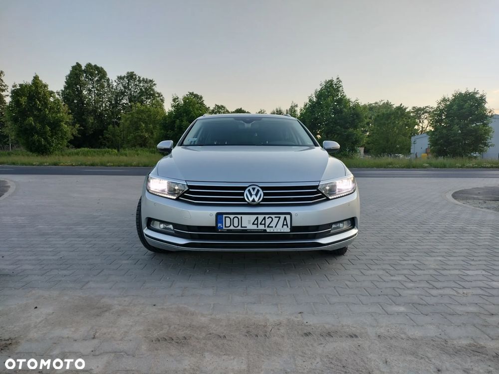 Volkswagen Passat - 9