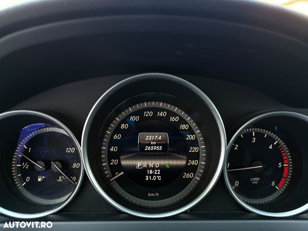 Mercedes-Benz C 200 CDI 7G-TRONIC Avantgarde Edition - 12