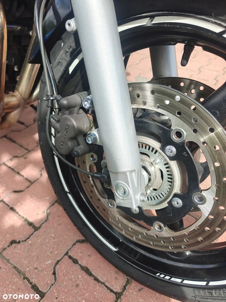 Suzuki Bandit - 16