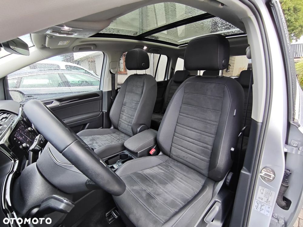 Volkswagen Touran 1.5 TSI ACT OPF Highline - 25