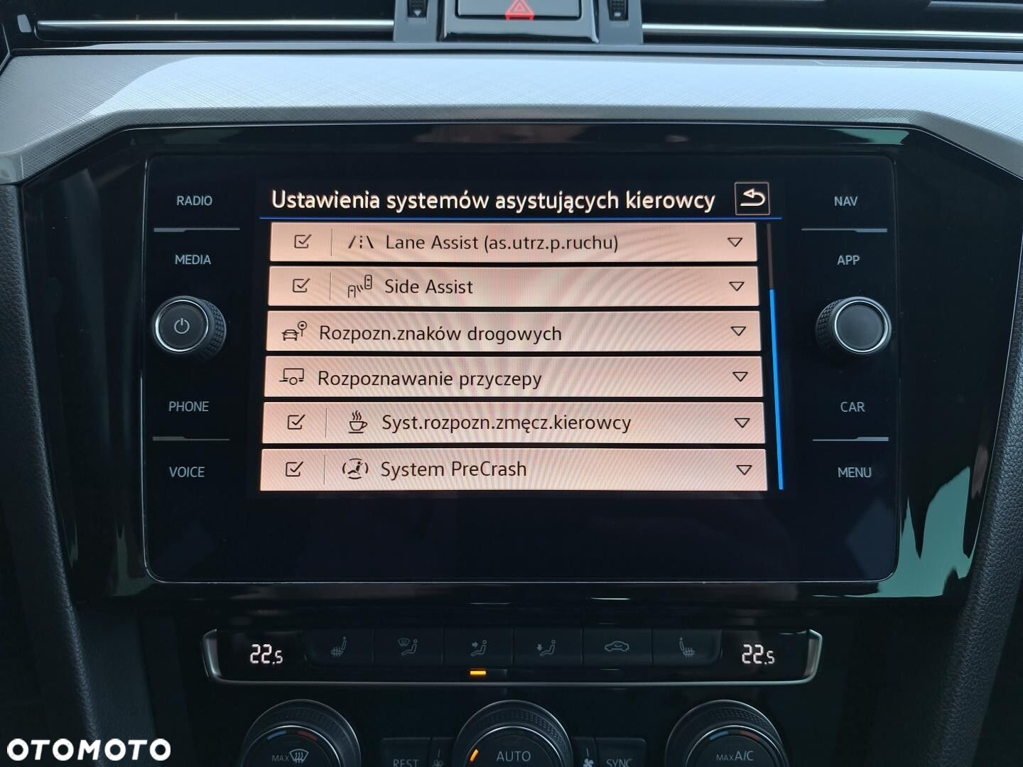 Volkswagen Passat 2.0 TDI Business DSG - 27