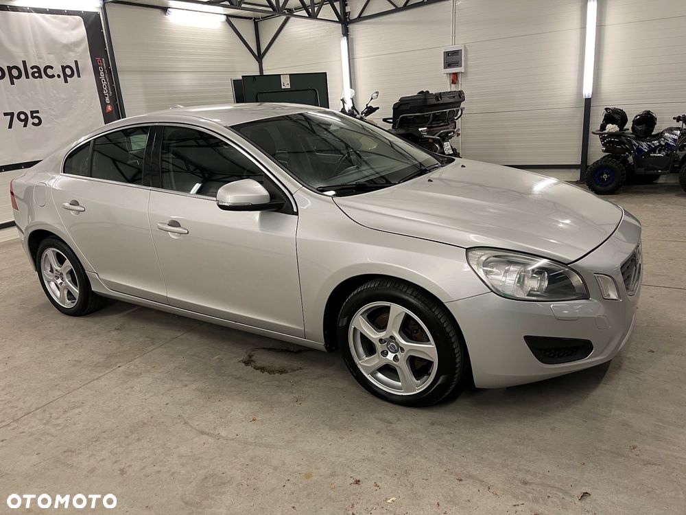 Volvo S60 - 9