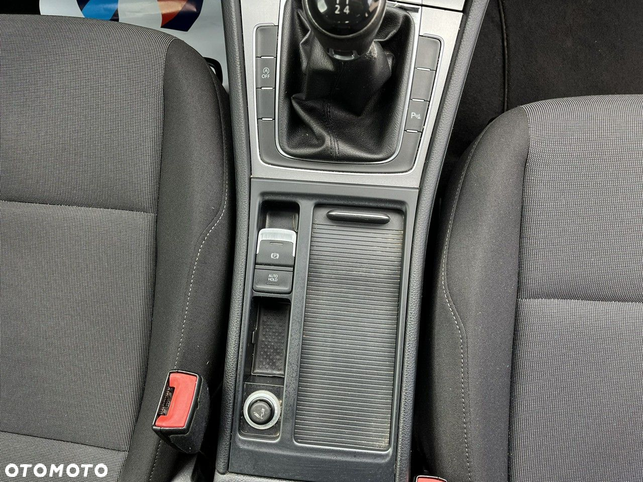 Volkswagen Golf - 21