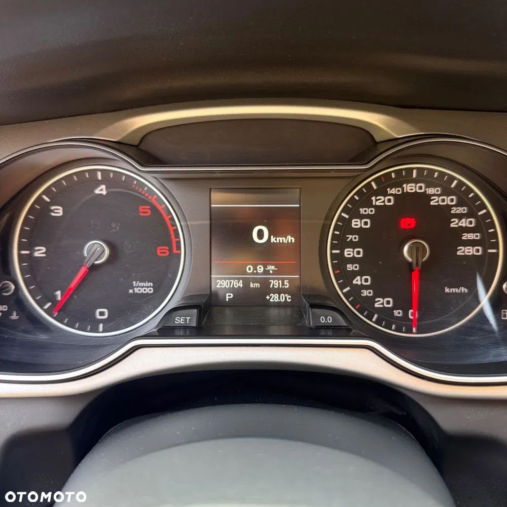 Audi A4 Avant 2.0 TDI Multitronic - 9