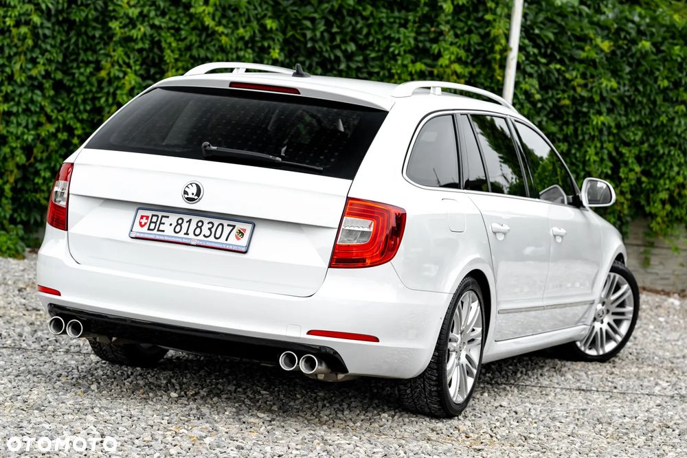Skoda Superb 2.0 TSI DSG Elegance - 14