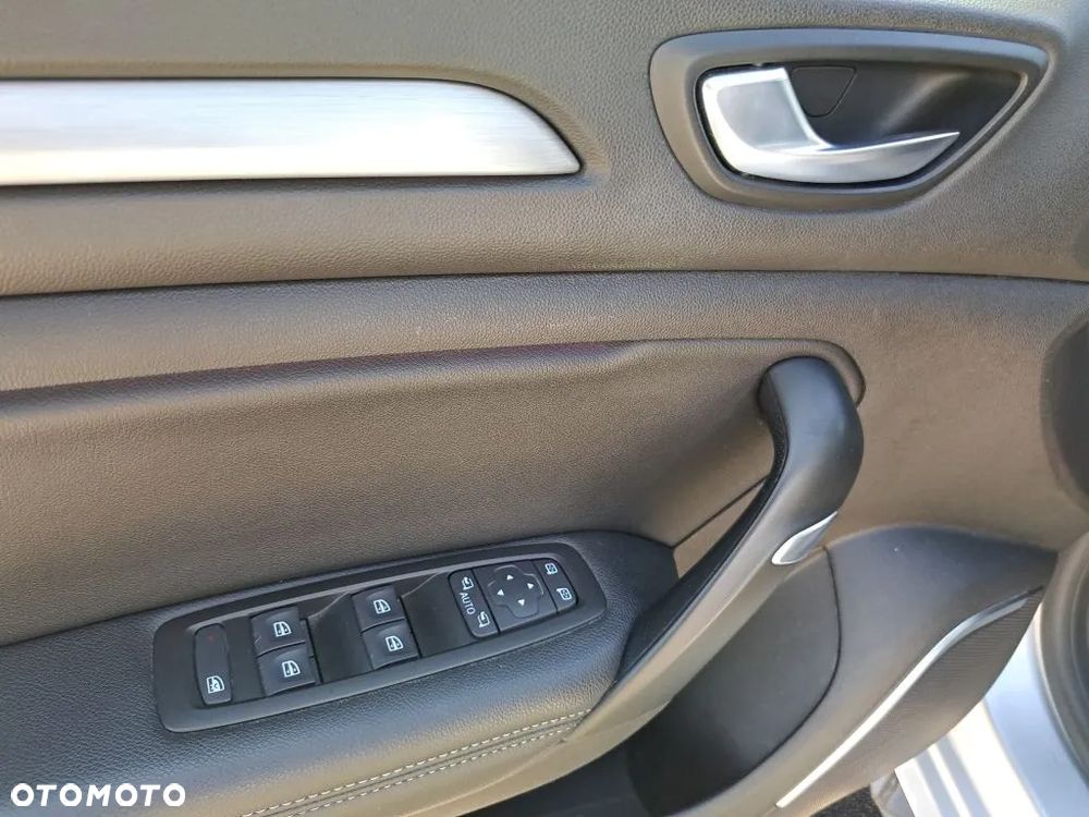 Renault Megane 1.5 Blue dCi Intens - 20