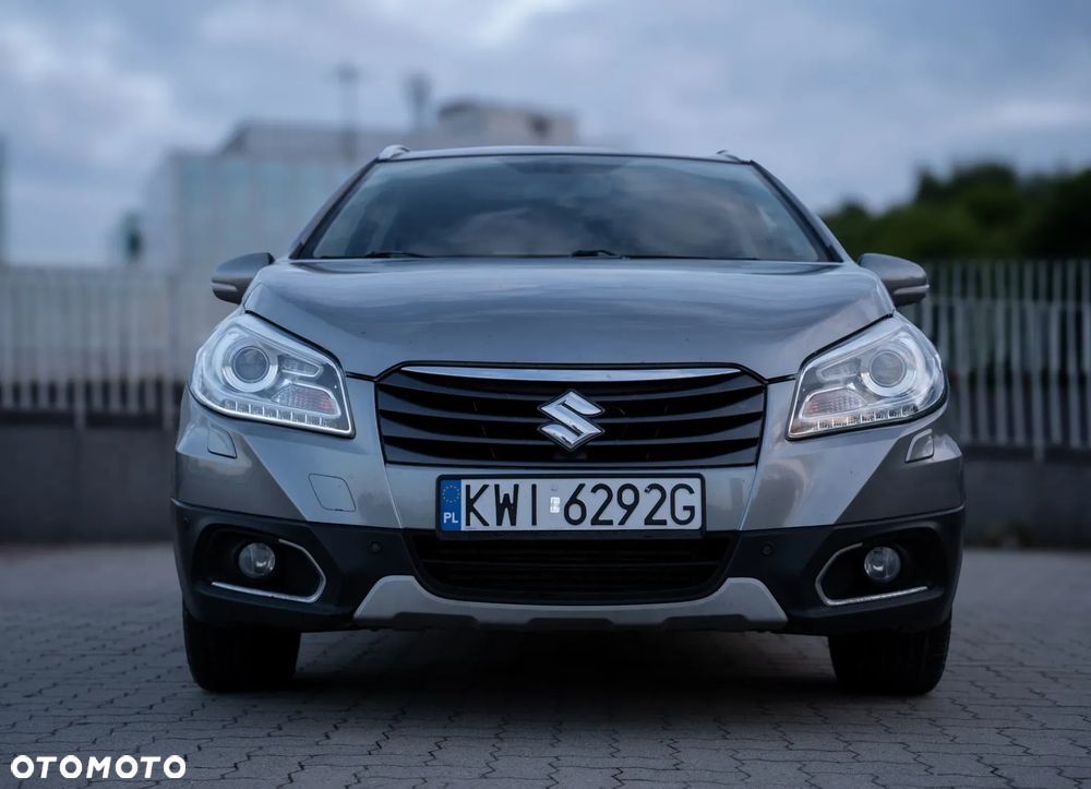 Suzuki SX4 1.9 DDiS DPF 4x4 Comfort - 9