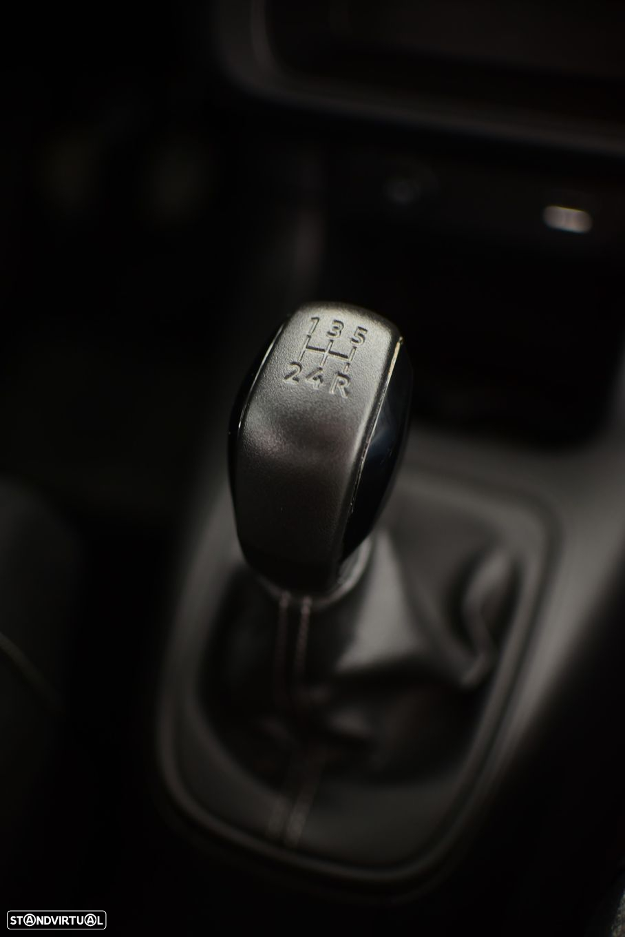 Citroën C3 1.2 PureTech C-Series - 27