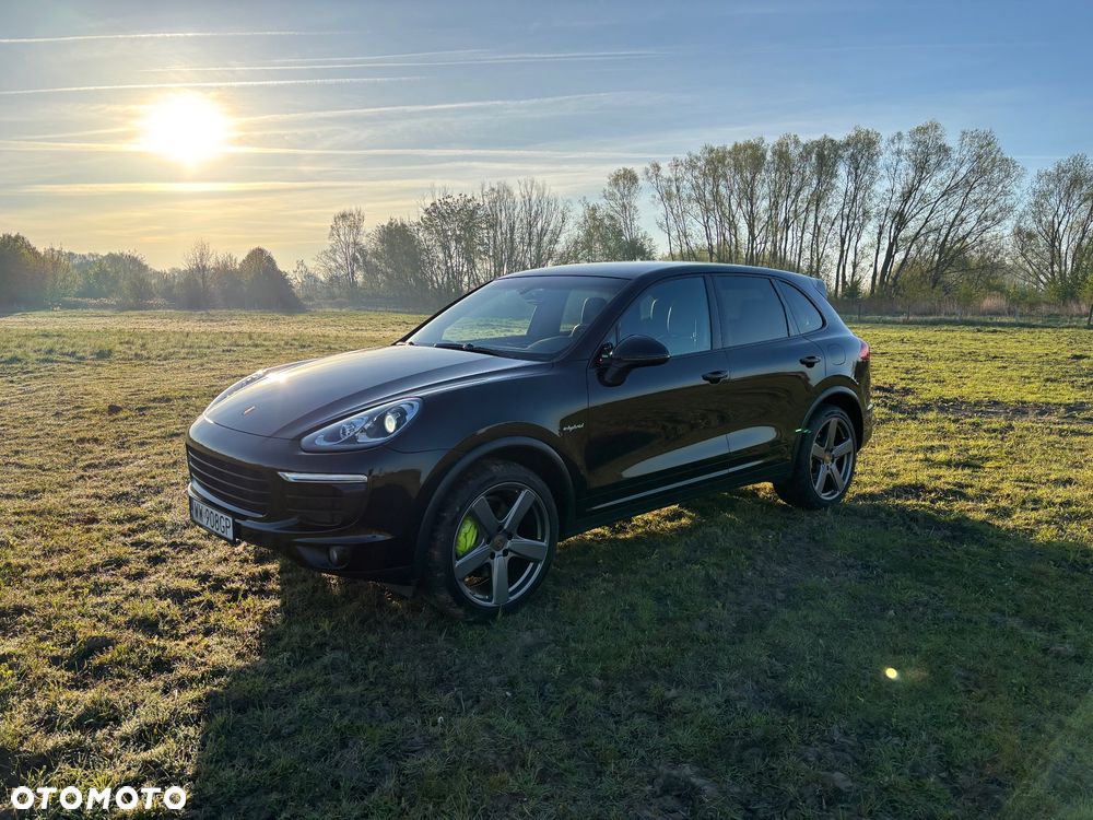 Porsche Cayenne ver-s-hybrid - 17