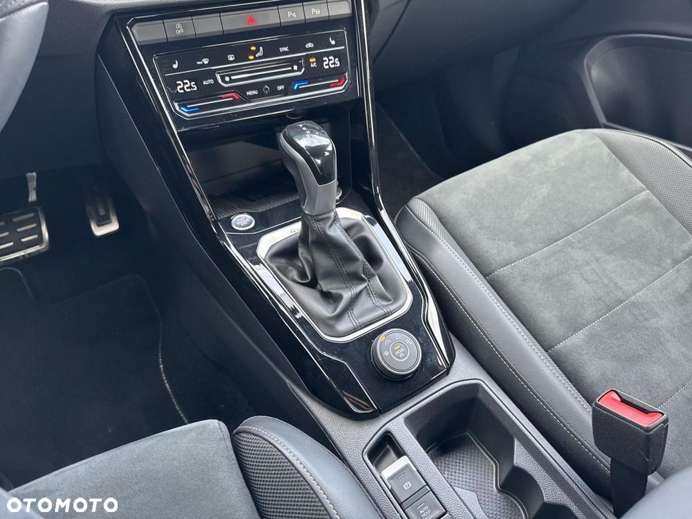 Volkswagen T-Roc - 15