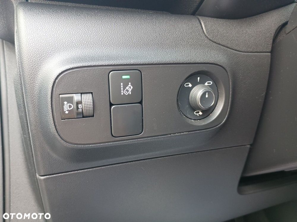 Citroën C3 1.2 PureTech Shine S&S EAT6 - 18