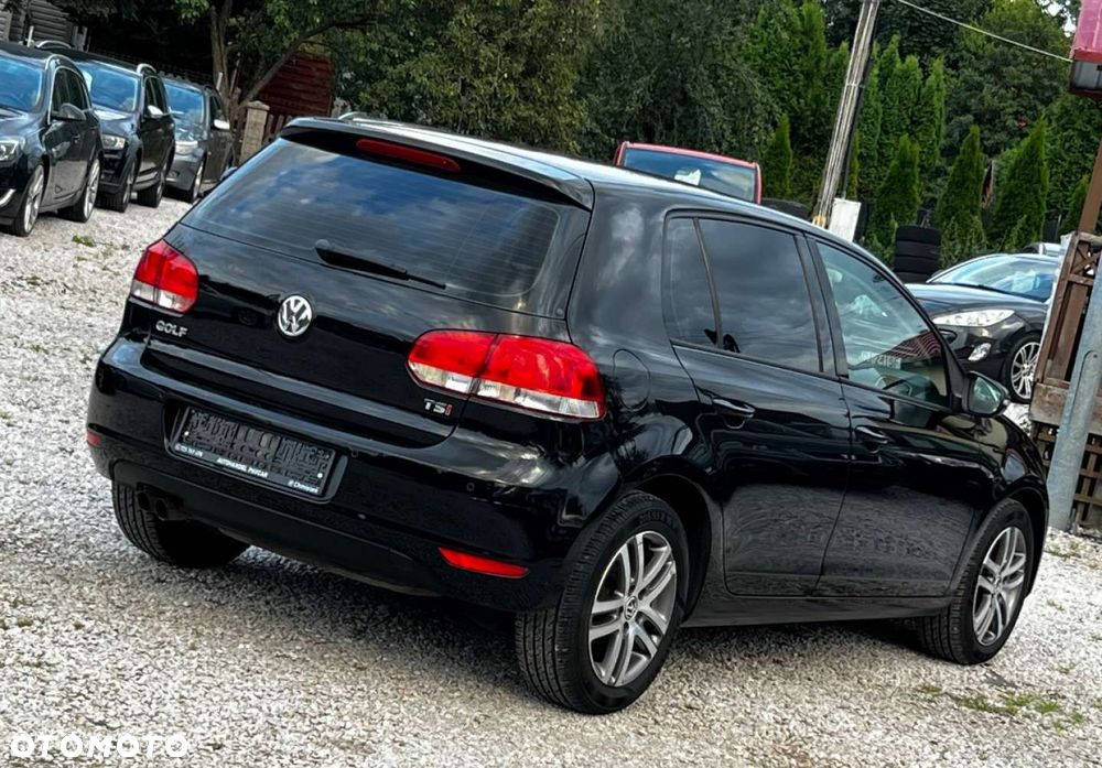 Volkswagen Golf - 8
