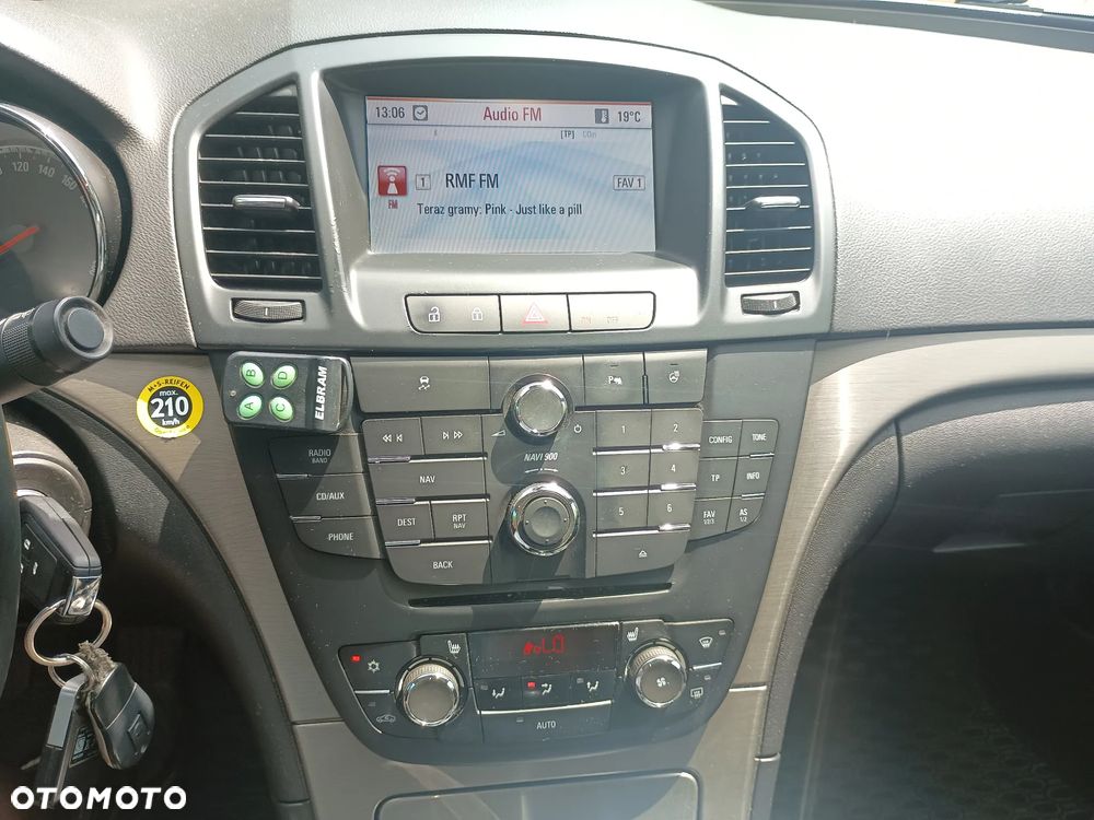 Opel Insignia 2012 photo 2