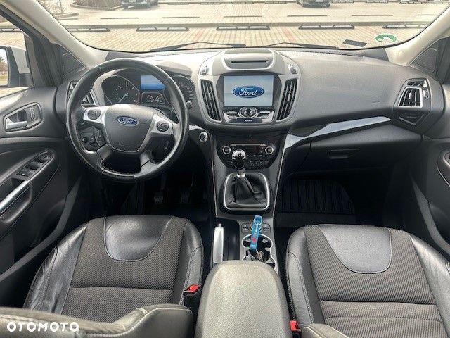Ford Kuga 2.0 TDCi 4x2 Titanium - 10