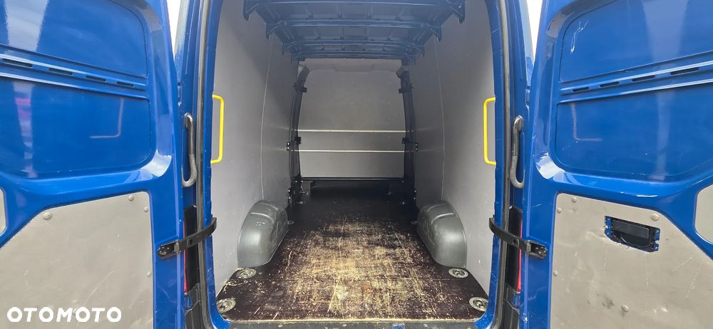 Volkswagen Crafter - 15