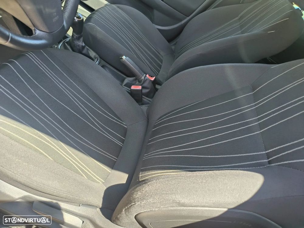 Opel Corsa - 12