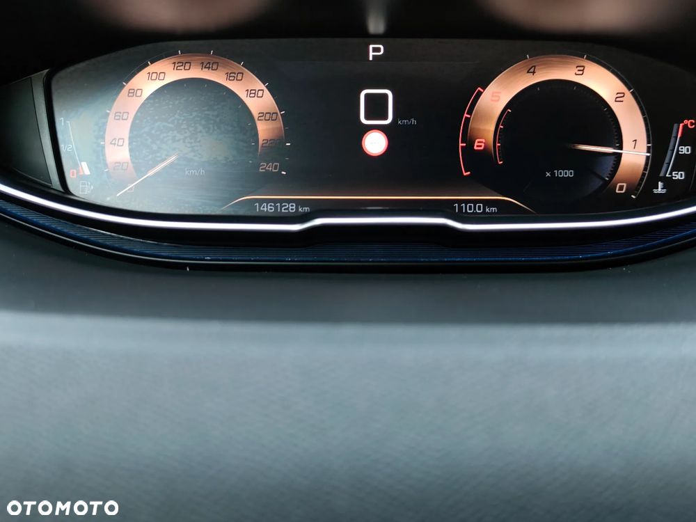 Peugeot 5008 BlueHDi 130 EAT8 GT - 28