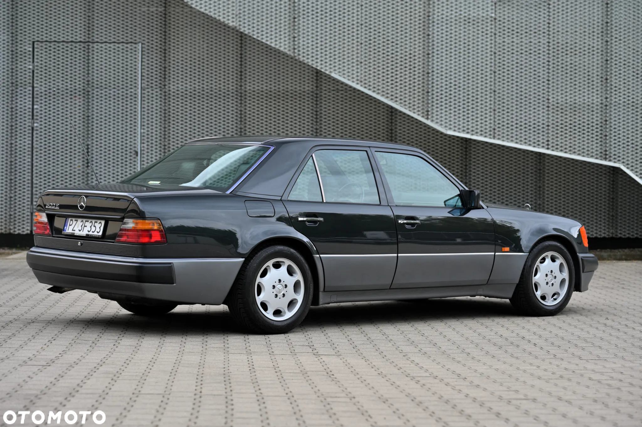Mercedes-Benz Klasa E - 41