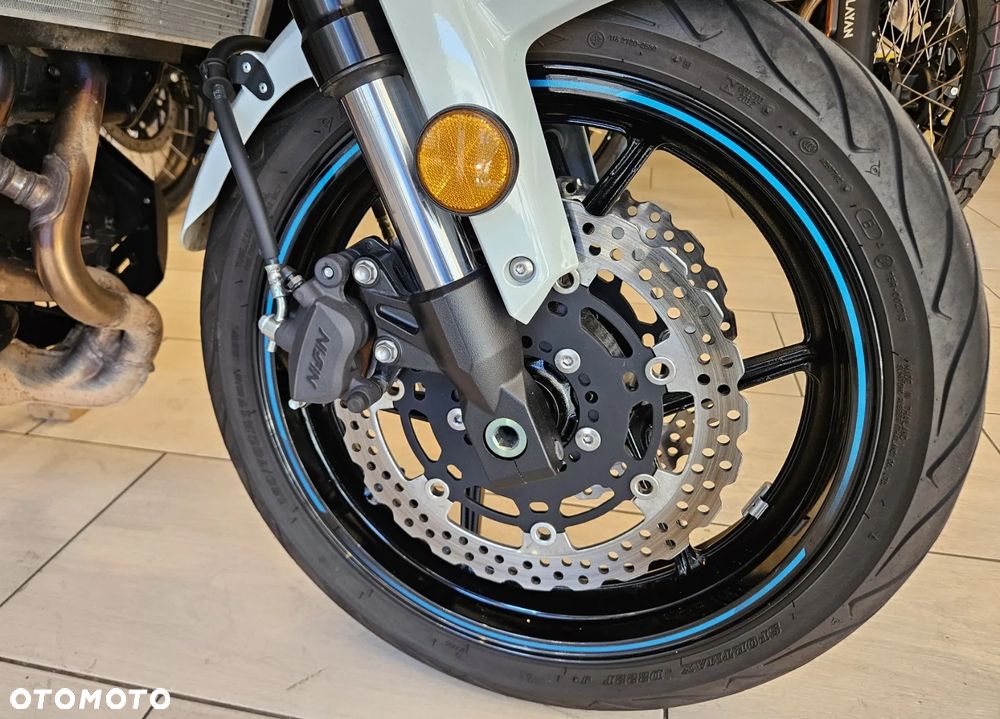 Kawasaki Versys 650 - 13