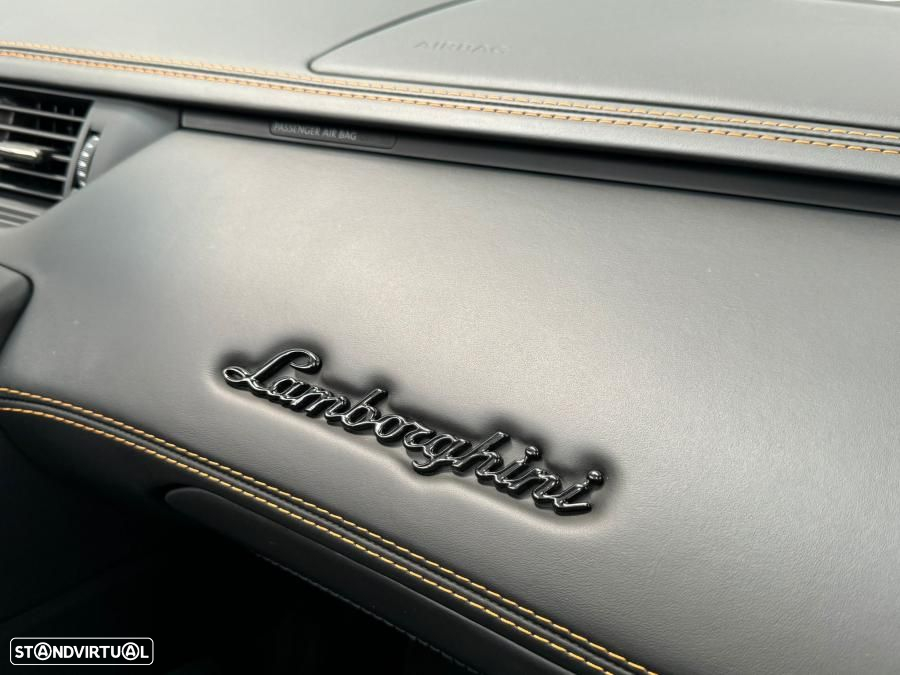 Lamborghini Aventador S - 28