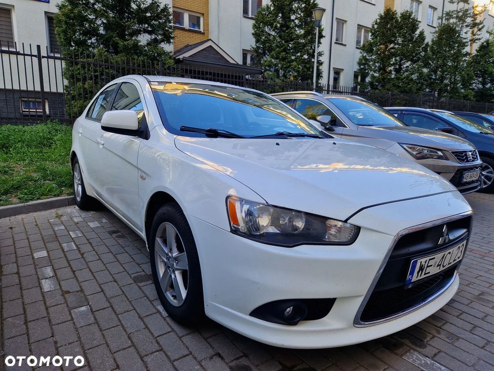 Mitsubishi Lancer 1.8 Invite - 6