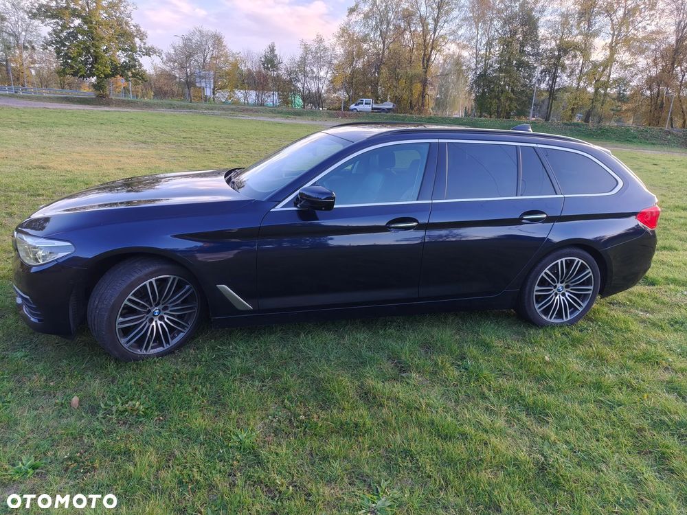 BMW Seria 5 525d - 12