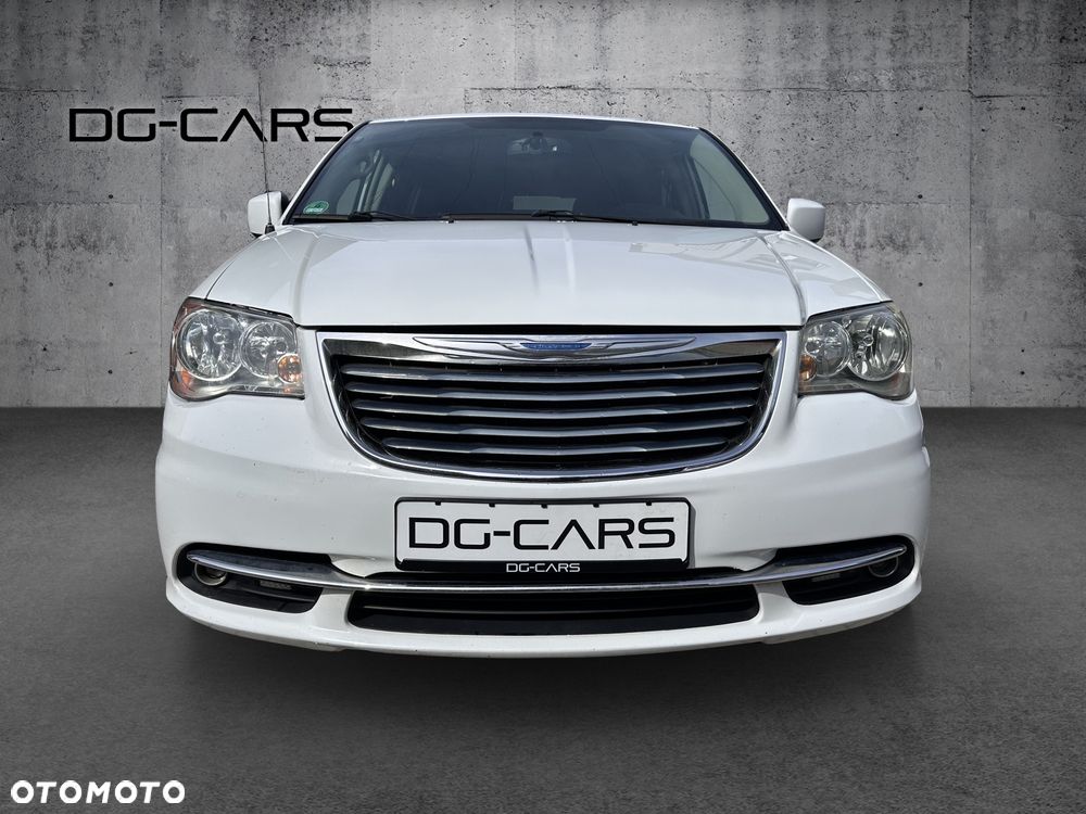 Chrysler Town & Country 3.6 Limited - 28