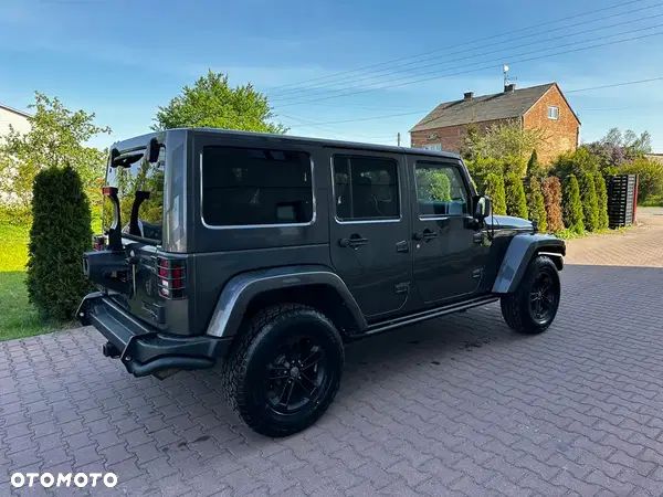 Jeep Wrangler 3.6 Unlim Sahara - 9