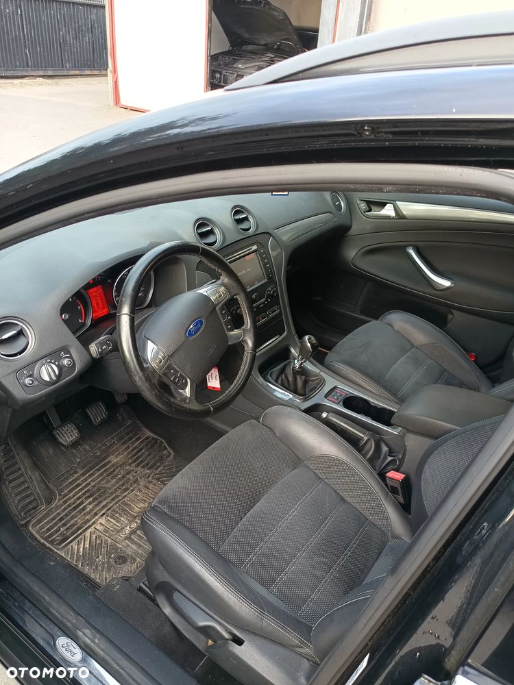 Ford Mondeo 2.0 TDCi Titanium - 27