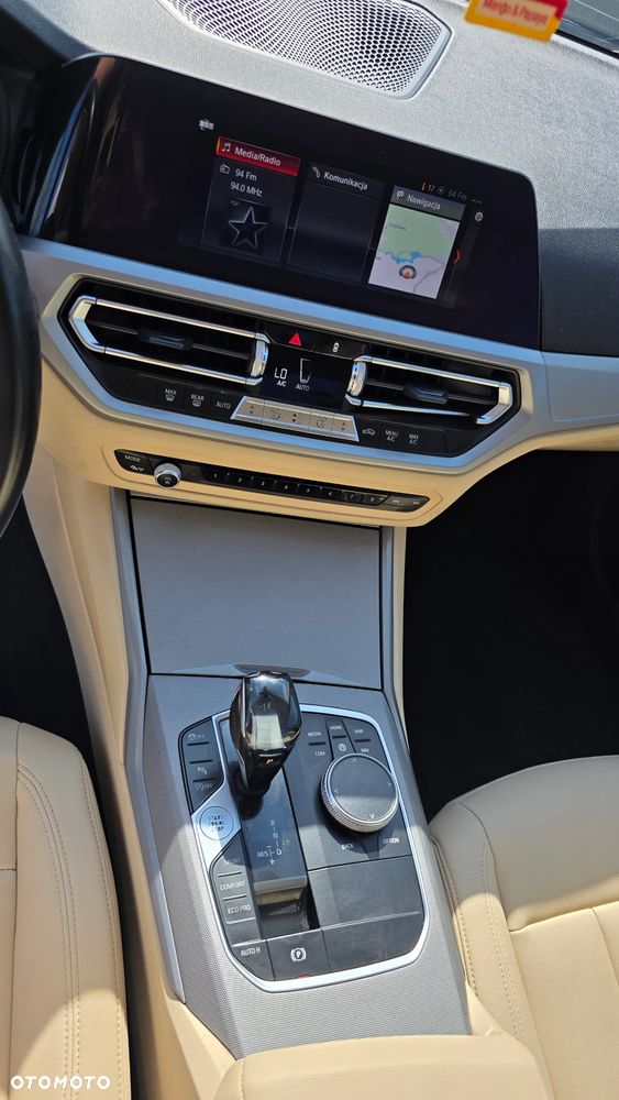 BMW Seria 3 318d Sport Line Shadow - 19