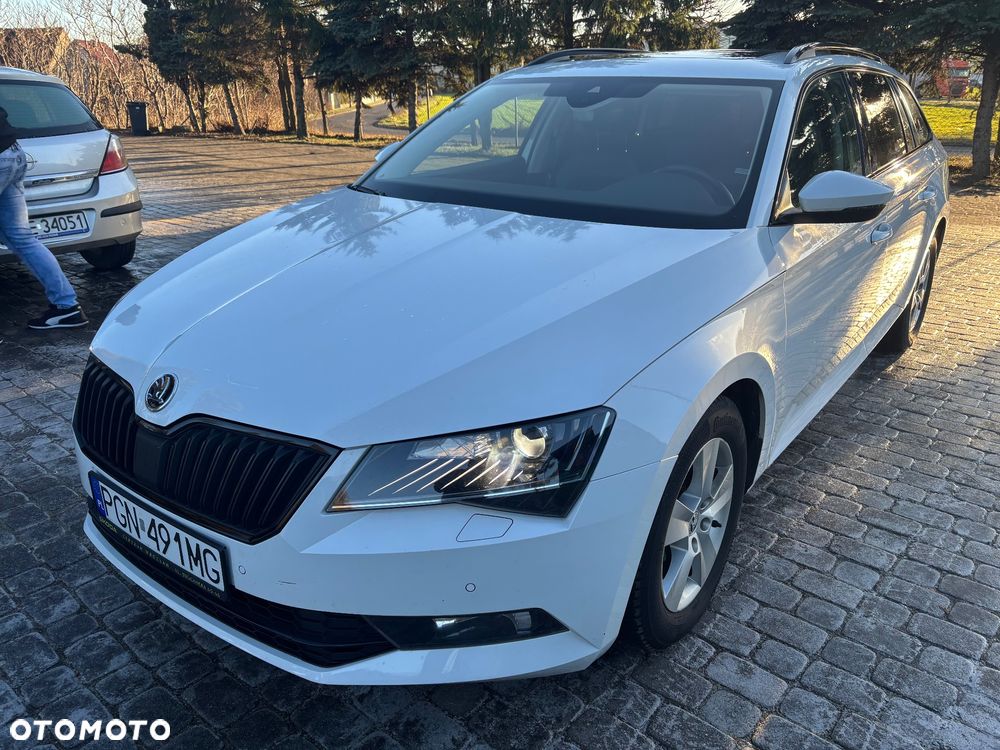 Skoda Superb 2.0 TDI DSG Style - 18