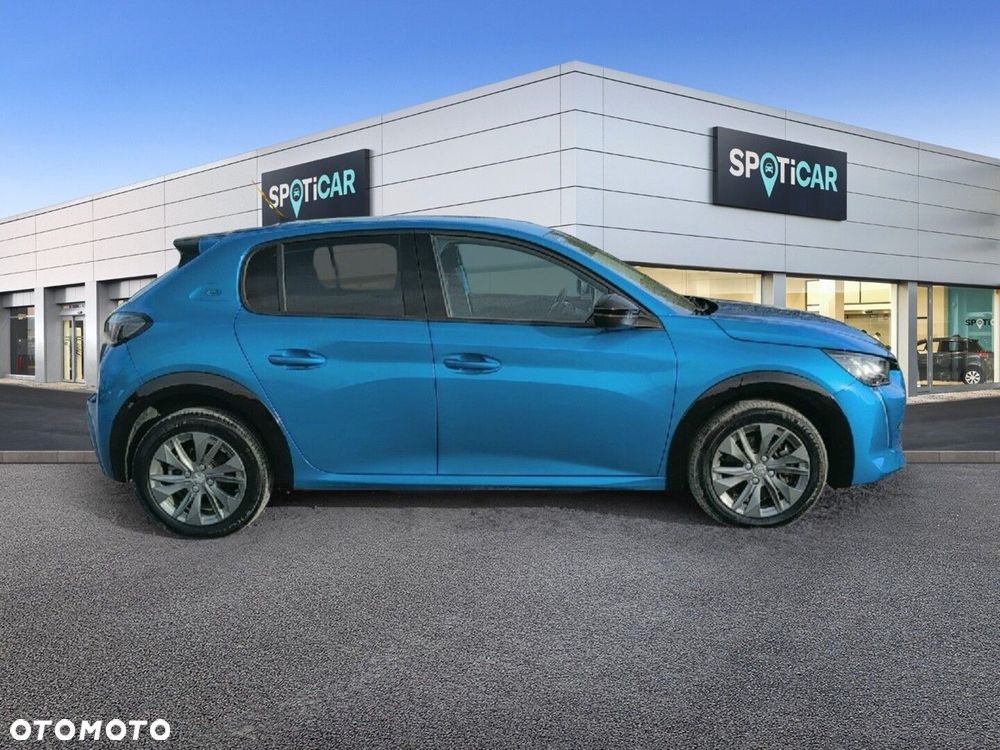 Peugeot 208 - 5