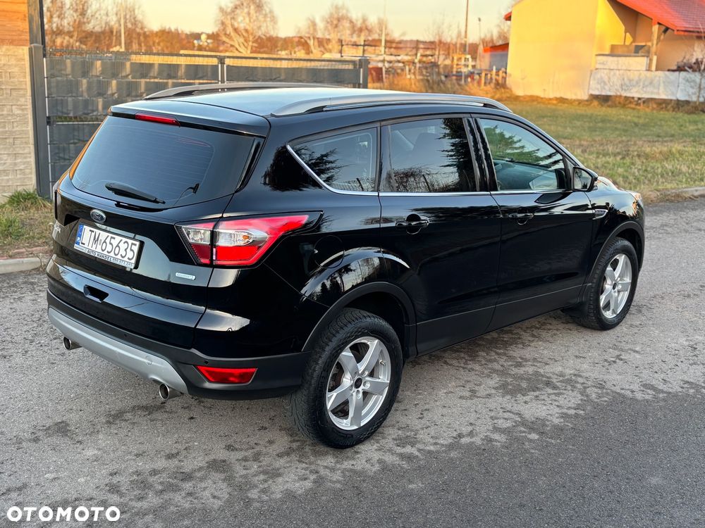 Ford Kuga - 24