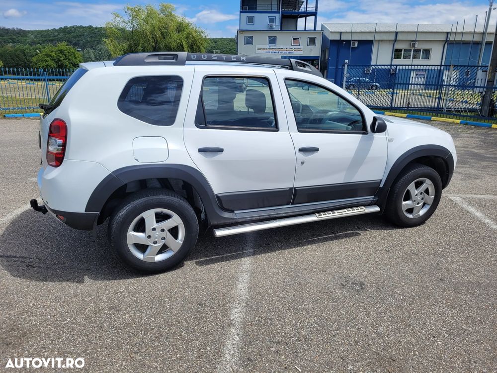 Dacia Duster 1.6 4x2 Laureate - 5