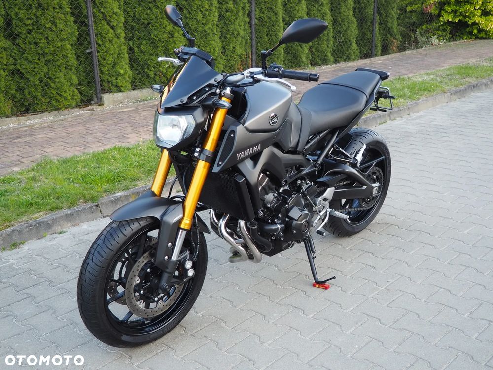 Yamaha MT - 1